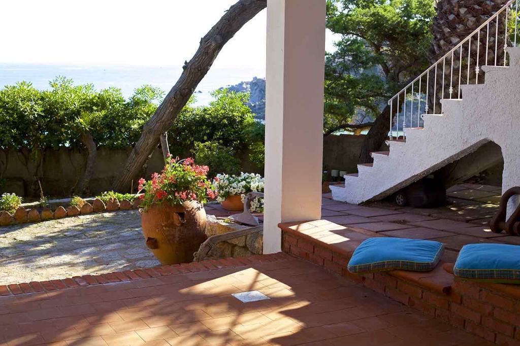 Villa Angela ซานตา เตเรซา กัลลูรา ภายนอก รูปภาพ